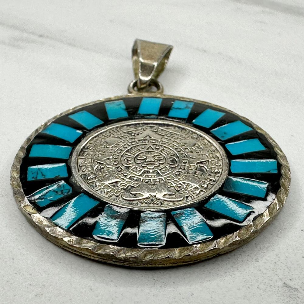 Vintage Mexico Silver Tone Reversible Mayan Calendar Inlay Pendant ✨ - Picture 9 of 13